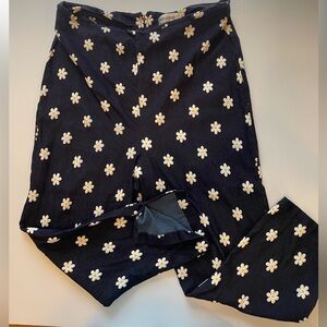 Unique Vintage XL/14 Capri Blue/Navy/ Denim/Color with Daisies, EUC